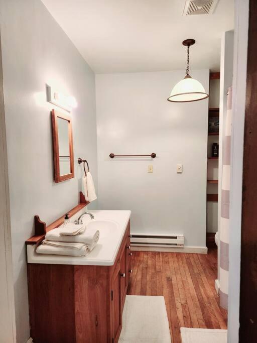 Basecampwv-Durbin. Spacious 4 Bedroom House W/Yard Exterior foto